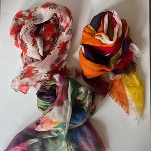 Lot of three colorful scarves